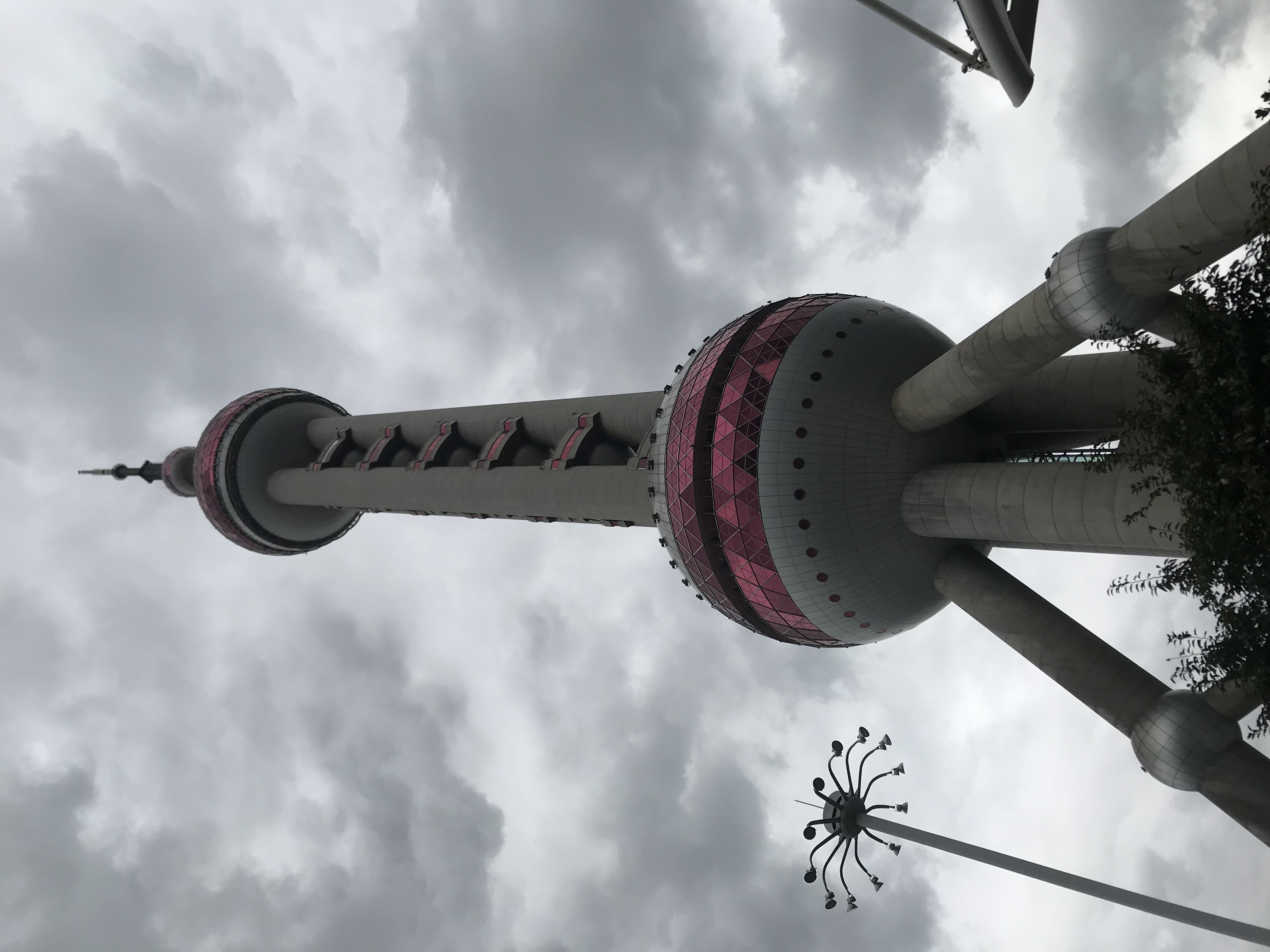 上海市中心的东方明珠